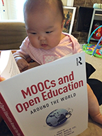 Description: Eunbae Lees daughter with moocs book